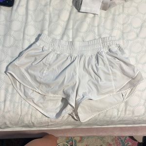 White lululemon hotty hot shorts